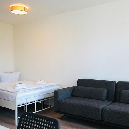 Apartment In Ruhiger Lage-Waschmaschine-Balkon Wolfsburg Exterior photo